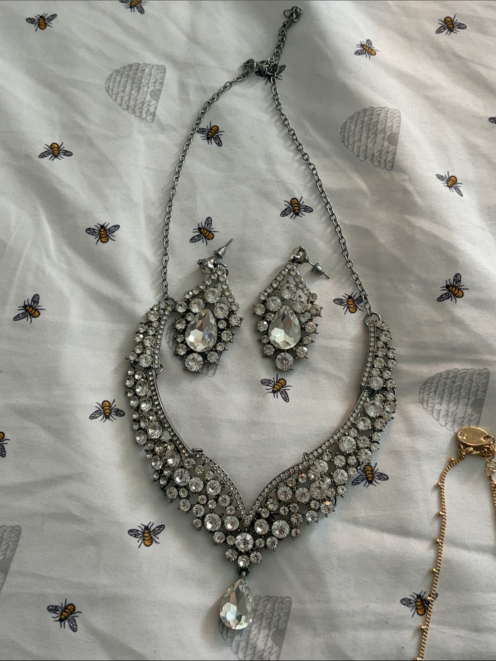 Rhinestone Teardrop Necklace and Earring Set - Silver Tone
